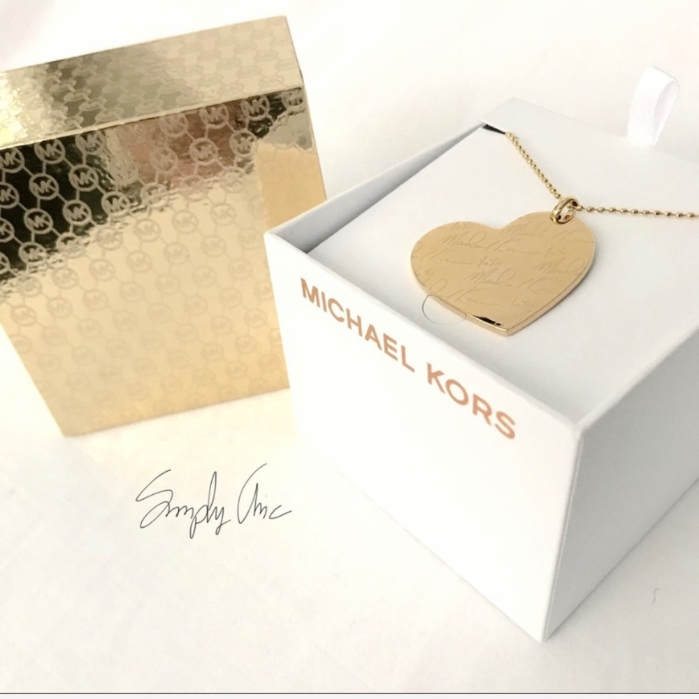 NWT authentic MK gold tone heart pendant - Picture 3 of 6